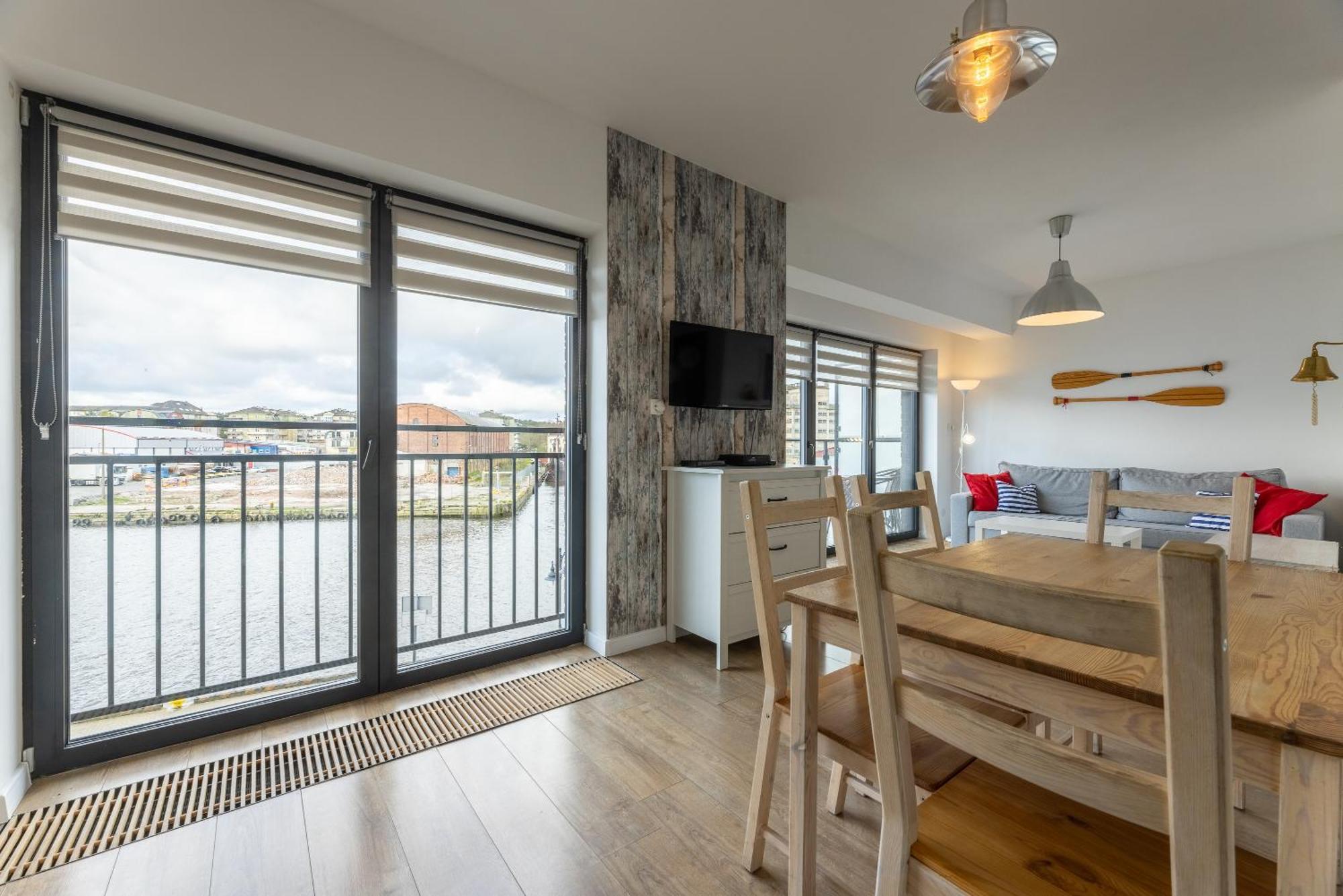 Apartamenty Baltyckie - Bulwar Portowy - Widok Na Port, Centrum, Najlepsza Lokalizacja W Ustce อุสตกา ภายนอก รูปภาพ