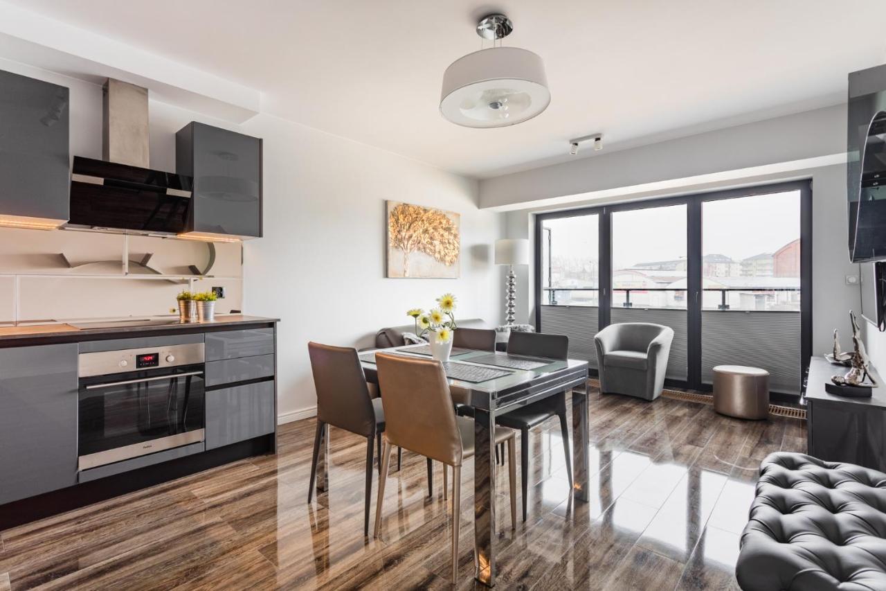 Apartamenty Baltyckie - Bulwar Portowy - Widok Na Port, Centrum, Najlepsza Lokalizacja W Ustce อุสตกา ภายนอก รูปภาพ